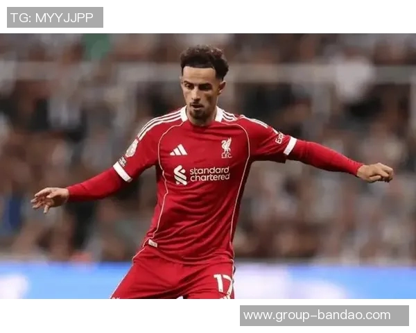 柯蒂斯琼斯感恩萨拉赫支持享受脚下有球的乐趣与挑战