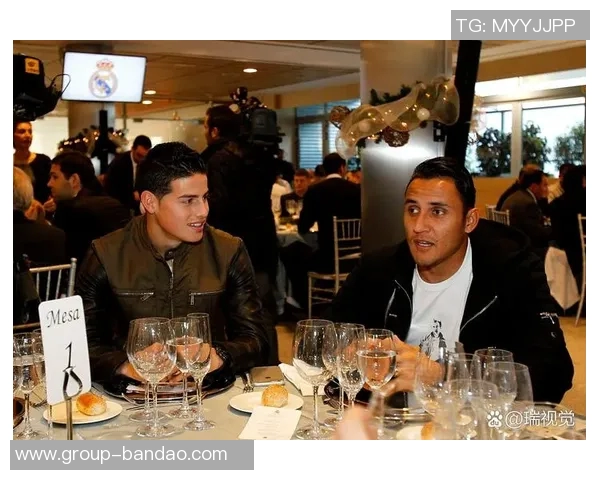 梅西与老友马克西罗德里格斯重聚畅谈足球与马黛茶的美好回忆